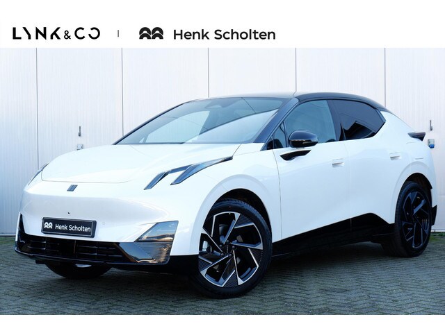 Lynk & Co 02 - 272PK 66KWh More, 360 Graden Camera, Harman Kardon, Panorama