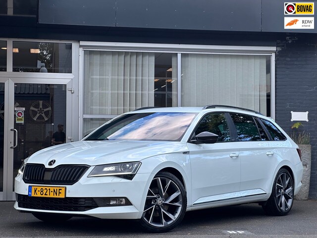 Skoda Superb - Combi 2.0 TSI Sportline Business / ACC / DCC / CARPLAY