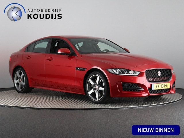 Jaguar XE - 2.0t R-Sport (NL-Auto / Camera / Carplay / Navi / Stoelverw.