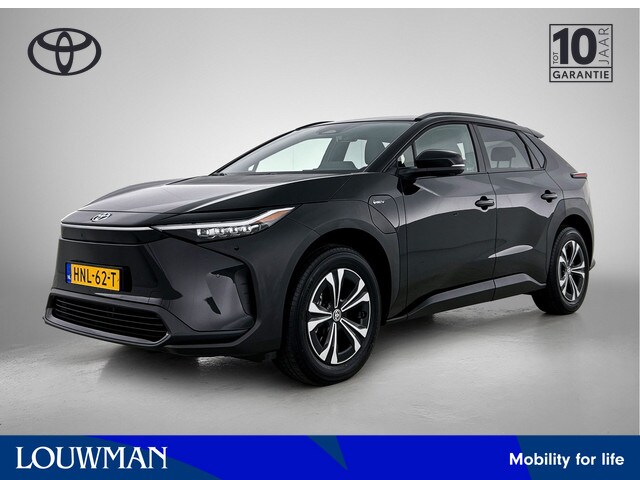 Toyota bZ4X - Dynamic 71 kWh | Voorruit-Stuur-Stoelverwarming | Parkeersen