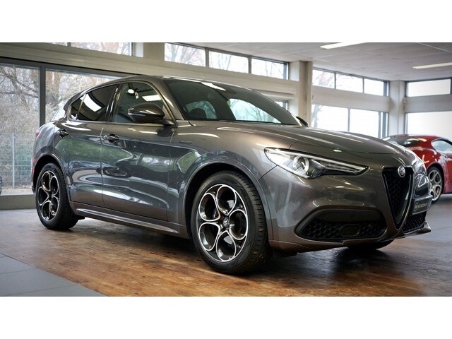Alfa Romeo Stelvio - 2.0 T AWD Veloce Lederen interieur delen | 280 pk |