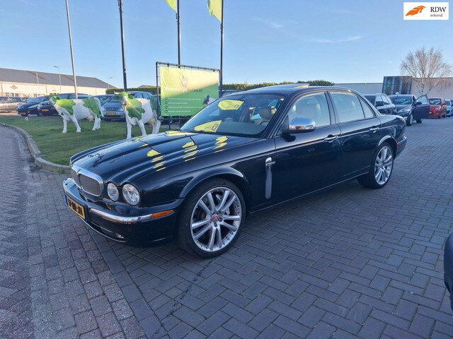 Jaguar XJ - 4.2 V8 Super / Uitzonderlijk nette auto / bij aflevering