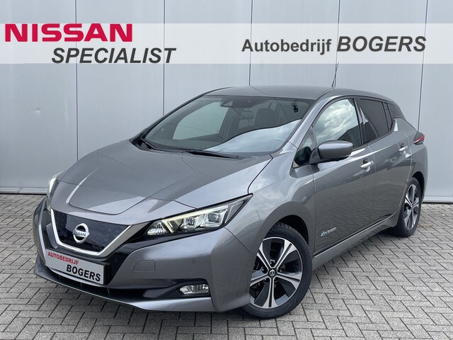 Nissan Leaf - Tekna 40 kWh SOH 84, 78% Navigatie, Adaptive Cruise Control,