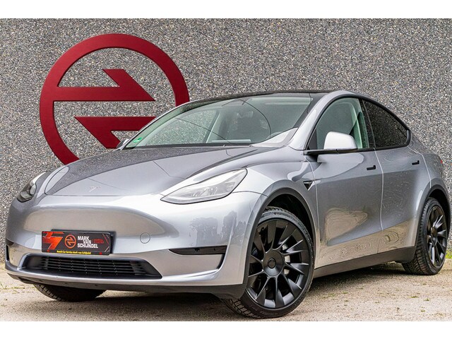 Tesla Model Y - 347pk / Full Self Driving / Pano / Stoelverwarming / Leder /
