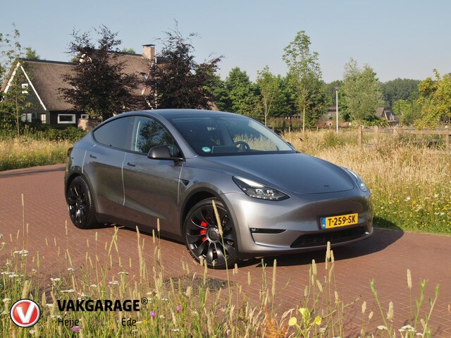 Tesla Model Y - Performance AWD 75 kWh | Panoramadak | Trekhaak | 360 Camera