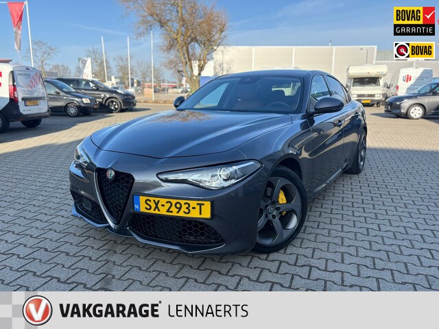 Alfa Romeo Giulia - 2.0T MAAT 320PK CARPLAY etc (RIJKLAARPRIJS/BOVAG)