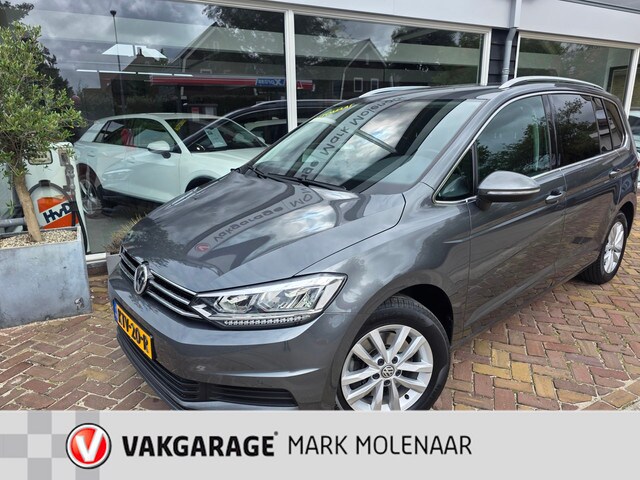 Volkswagen Touran - 1.5 TSI Highline Business R 7persoons, trekhaak