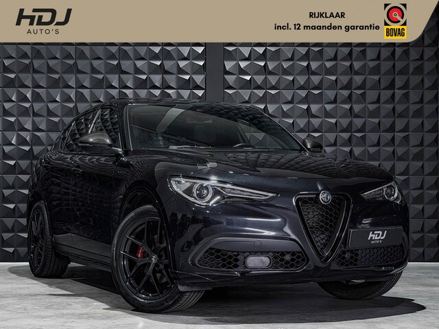 Alfa Romeo Stelvio - 2.0 T AWD Veloce | Pano | 20" | Memo | H/K |Side | Ad. Crui