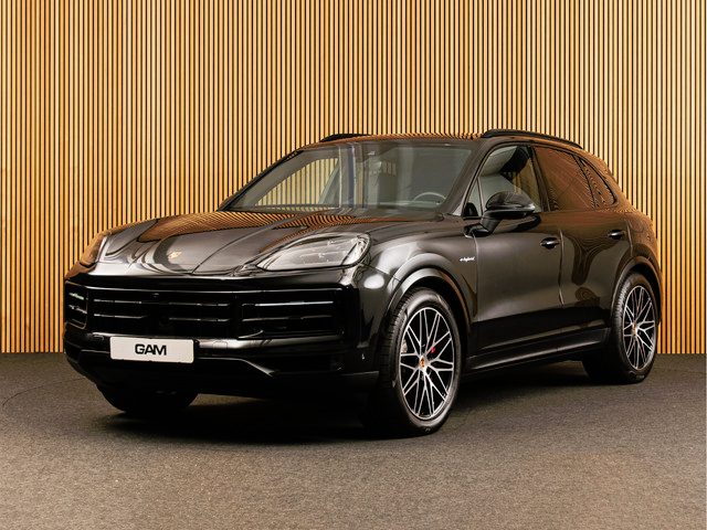 Porsche Cayenne 3.0 S E-Ibrido BOSE | PANO | HUD | TREKHAAK