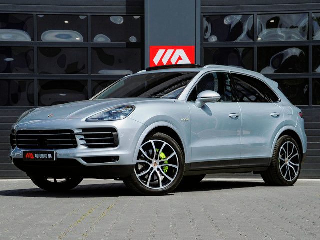 Porsche Cayenne 3.0 E-Ibrido Sport-Chrono|Stoelverwarming|Bose|Nachtzicht|36