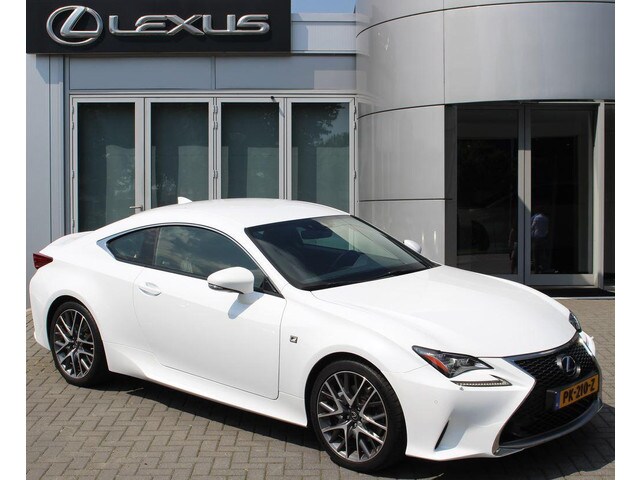 Lexus RC - 300h F SPORT Line NL-AUTO CRUISE TRIPLE-LED STOELVENT BLIND-