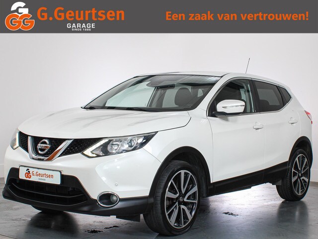 Nissan Qashqai - 1.2 Acenta Cruise Control, Achteruitrijcamera, Navigatie, St