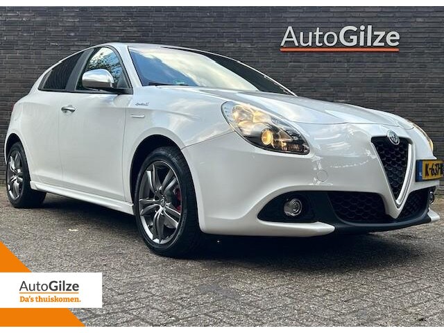 Alfa Romeo Giulietta - 1.4 Turbo MultiAir Super 150PK l Navigatie l