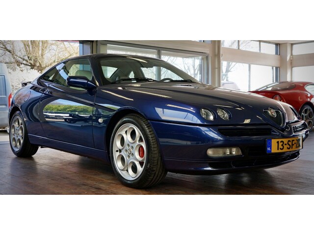 Alfa Romeo GTV - 3.0-24V V6 L | |