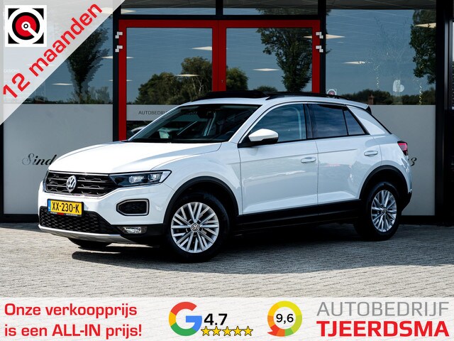 Volkswagen T-Roc - 1.5 TSI Style | Trekhaak | Panoramadak | Adaptieve Cruise Co