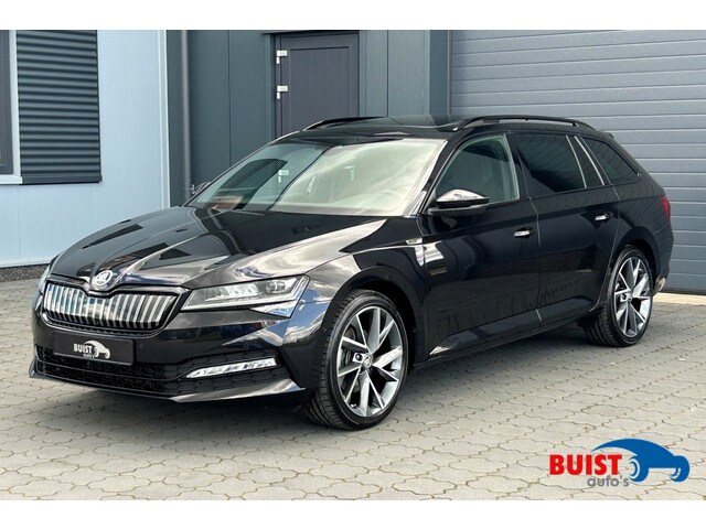 Skoda Superb - Combi 1.4 TSI iV Sportline Business PANO 19" STANDKACHEL EL.