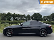 Alfa Romeo Giulia - 2.0 T 310pk RWD, 8500km 19 inch, Veloce pack