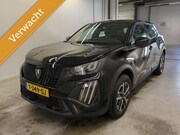 Peugeot e-2008 - EV 54 kWh | Nieuw model! | Camera | Navi |