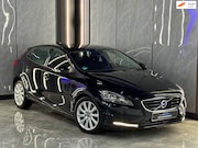 Volvo V40 - 1.6 D2 Automaat | LED | Navi | Stuurbed | Trekhaak | Velgen