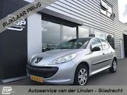 Peugeot 206 - + 1.1 XR