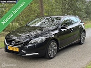 Volvo V40 - 1.6 T3 Momentum |Pdc|Camera|Trekhaak|Ailos 18”