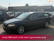 Volvo V50 - 1.8 Sport! 1e EIGENAAR NL AUTO NAP! Airco l Cruise l Trekhaa
