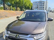 Mitsubishi Outlander - 2.4 PHEV Pure