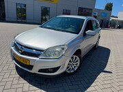 Opel Astra - 1.6 Cosmo NAP CLIMA AIRCO
