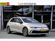 Volkswagen Golf - 1.5 eTSI R-Line ACC DCC Carplay Camera Sfeer Trekhaak