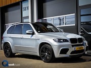 BMW X5 M - 4.4i V8 | MOTOR GEREVISEERD | PANO | TREKHAAK | HUD | LEER |