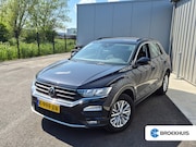 Volkswagen T-Roc - 1.0 TSI Style | Navigatie | Cruise control adaptief | Apple