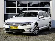 Volkswagen Passat - Variant 1.4 TSI GTE Connected Series | SOH 88% | Camera |