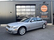 Jaguar XJ - 3.5 V8 Executive AIRCO|LEER|ORIGINEEL NL|CRUISE CONTROL|XENO