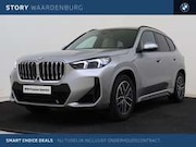 BMW X1 - xDrive23i High Executive Automaat / Trekhaak / Spo