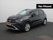 Volkswagen T-Cross - 1.0 TSI Life Edition 116 PK| Navigatie | Stoelverwarming | A