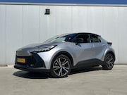 Toyota C-HR - 2.0 Plug-in Hybrid 220 Executive | Voorstoelen verwarmd | St