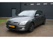 Hyundai i30 - 1.6i Dynamic