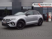 Volkswagen T-Roc - 1.5 TSI DSG R-Line Black /Panodak/19 Inch LM /Camera / IQ Ma