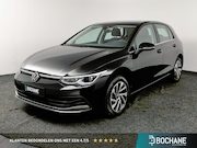 Volkswagen Golf - 1.4 eHybrid Style | Achteruitrijcamera | Navigatie | Virtual