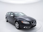 Volvo V70 - 2.0 D4 R-EDITION. AUT, STOELVW, TREKHAAK