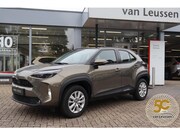 Toyota Yaris Cross - 1.5 HYBRID BUSINESS STOEL/STUURVERW BLIND-SPOT PARK-SENSOREN