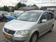 Volkswagen Touran - 1.6 Comfortline Business 7PRS
