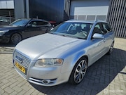 Audi A4 - 3.2 FSI quattro S-LINE AUTOMAATBAK STORING RIJDBAAR VASTEPRI