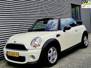 MINI One - Mini Cabrio 1.6 Salt 04-2011 Pepper (Old English) White APK