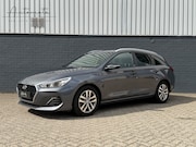 Hyundai i30 - 1.0 T-GDI Premium / Dealer Onderhouden / Carplay / Stuurverw
