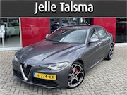 Alfa Romeo Giulia - 2.0T Super | Veloce interieur | Stuur\stoel verwarming | Xen
