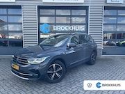 Volkswagen Tiguan - 1.4 TSI 245pk eHybrid Elegance | Trekhaak | Elektrische acht
