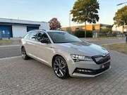 Skoda Superb - Combi 1.4 TSI iV Sportline Pano Virtual Memory
