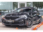 BMW 1-serie - (f40) 118i M-Sport 136pk | Leder | Kuipstoelen | LED | Sfeer