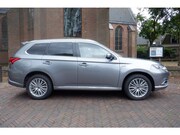 Mitsubishi Outlander - 2.4 DOHC MIVEC PHEV 240pk 4WD Aut Intense 49.000 KM